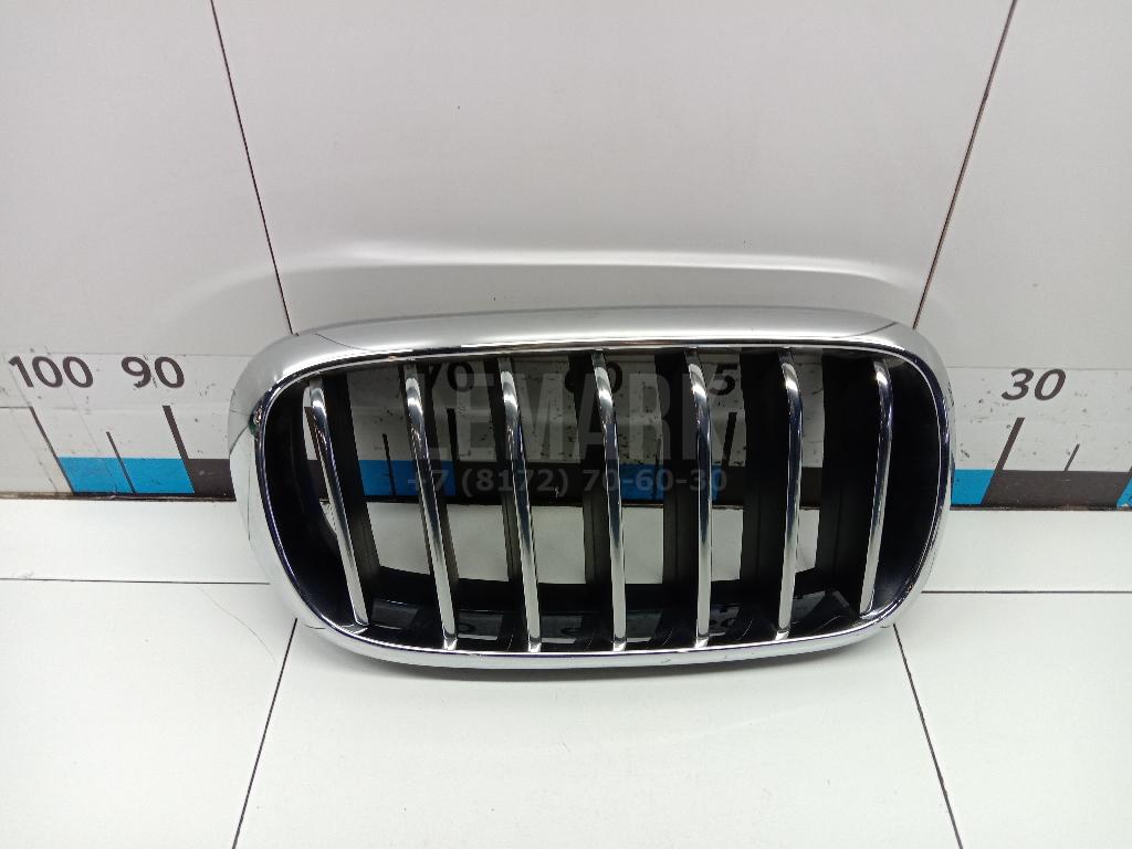 Решетка радиатора левая для  Audi A4 [B9] 2015