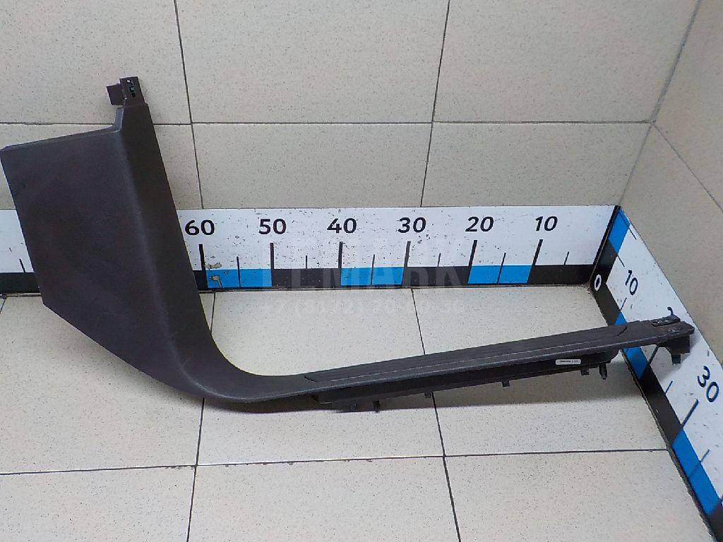 Накладка порога (внутренняя) 7P08687143G4 VAG