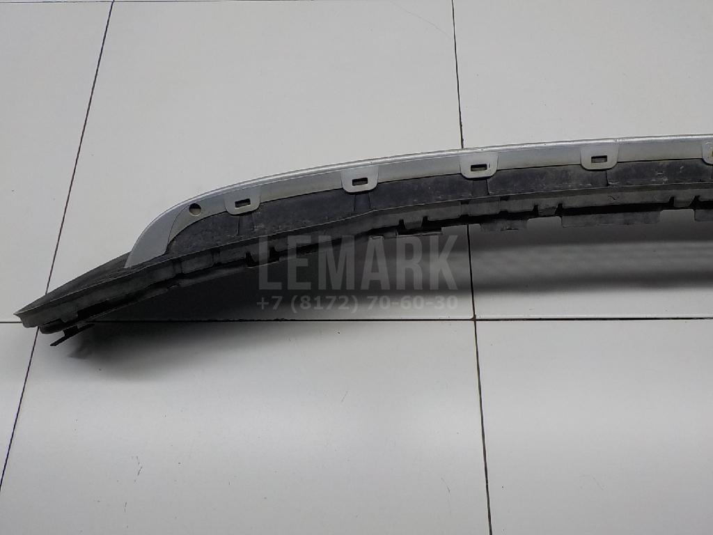Решетка в бампер центральная для  BMW 1-serie E87/E81 2004-2011
