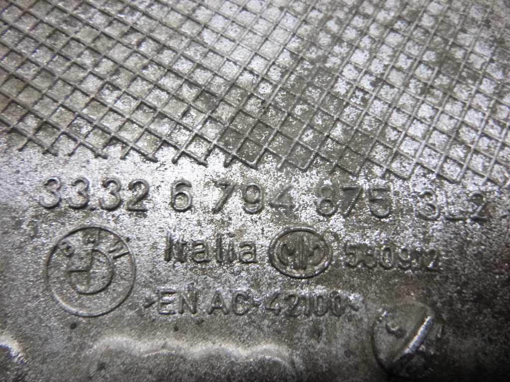 Рычаг задний нижний левый для  Audi