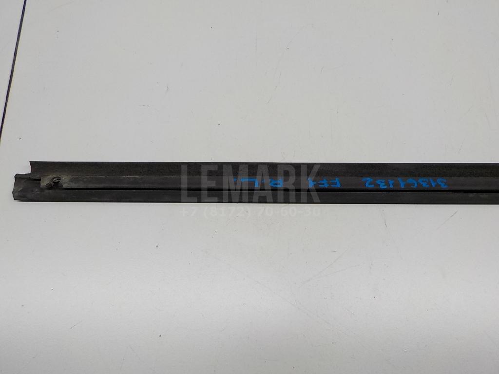 Накладка стекла заднего левого для  Fiat Croma 2005-2010
