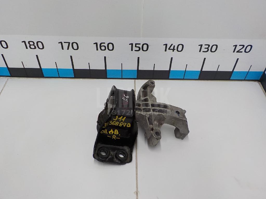Опора двигателя правая 11210HV80B Nissan