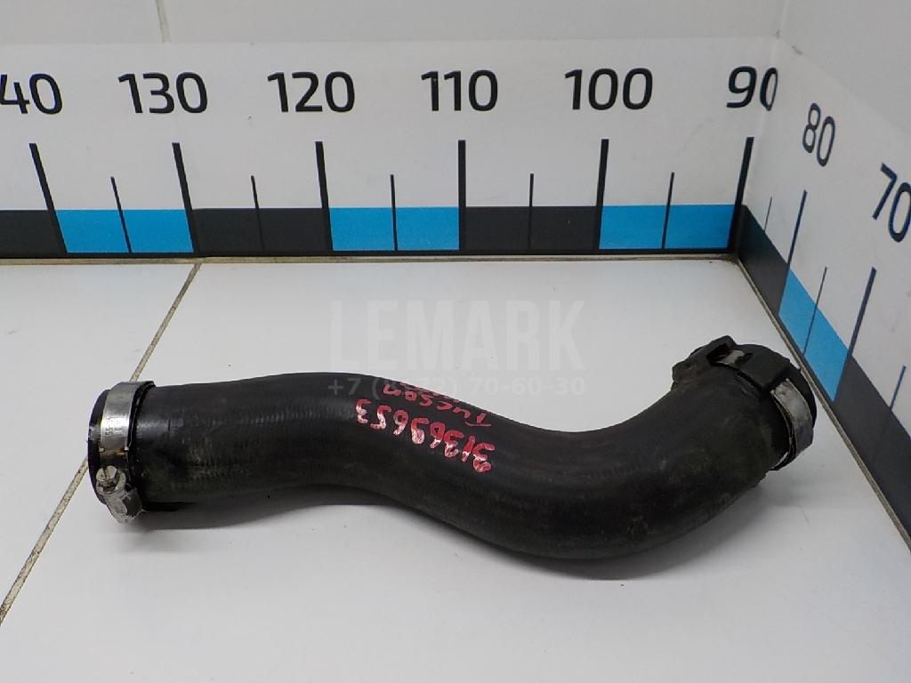 Патрубок интеркулера 282732A440 Hyundai-Kia