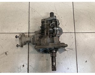 Renault Duster 4x4 с задним приводом и раздаточной коробкой для модели 2012 года можно приобрести в Москве по цене от 4923 руб. в четырех вариантах комплектации