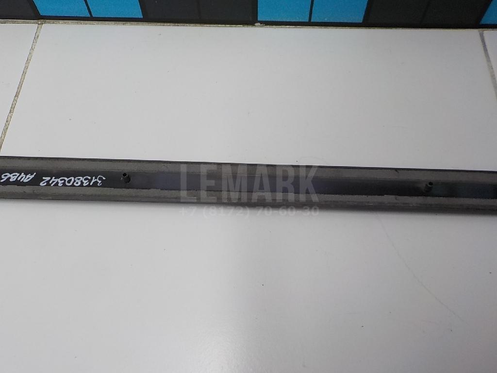 Молдинг передней правой двери для  BMW 5-serie E60/E61 2003-2009