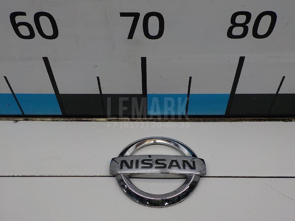 Эмблема на крышку багажника 90890JD00A Nissan