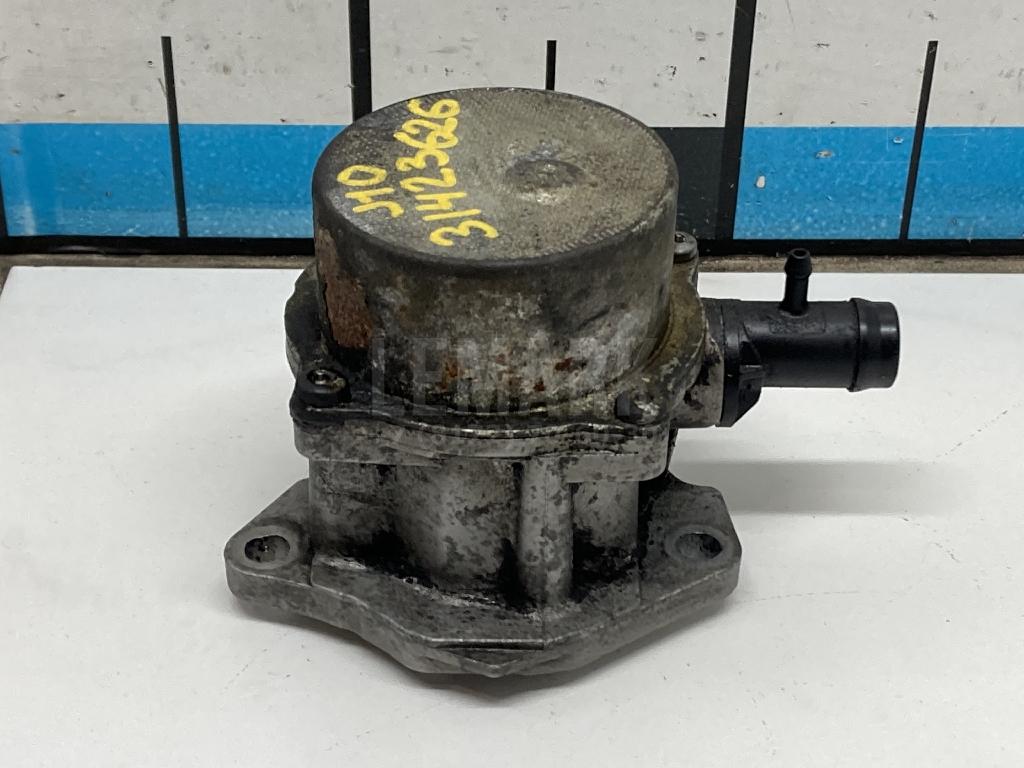Насос вакуумный 1465000Q1F Nissan