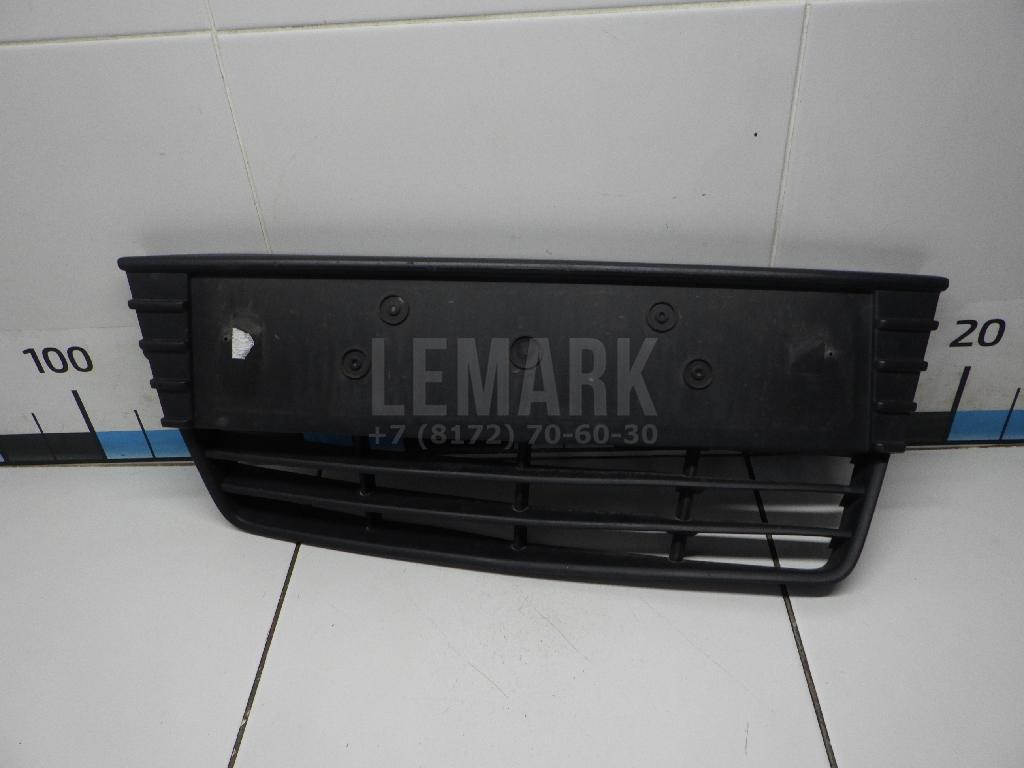 Решетка в бампер центральная 1759888 Ford