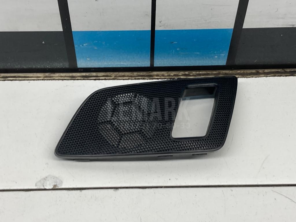 Решетка динамика 1Z0868159A9B9 VAG