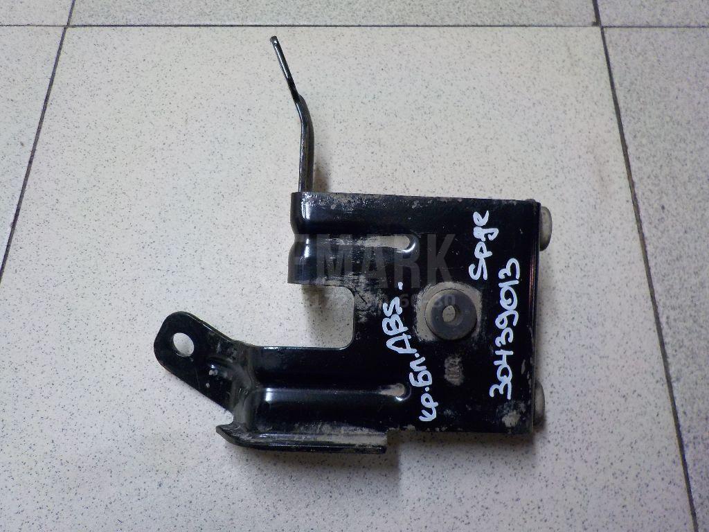 Кронштейн блока ABS (насос) 589602S300 Hyundai-Kia