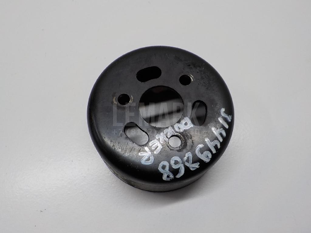 Шкив водяного насоса (помпы) 210511KT0A Renault