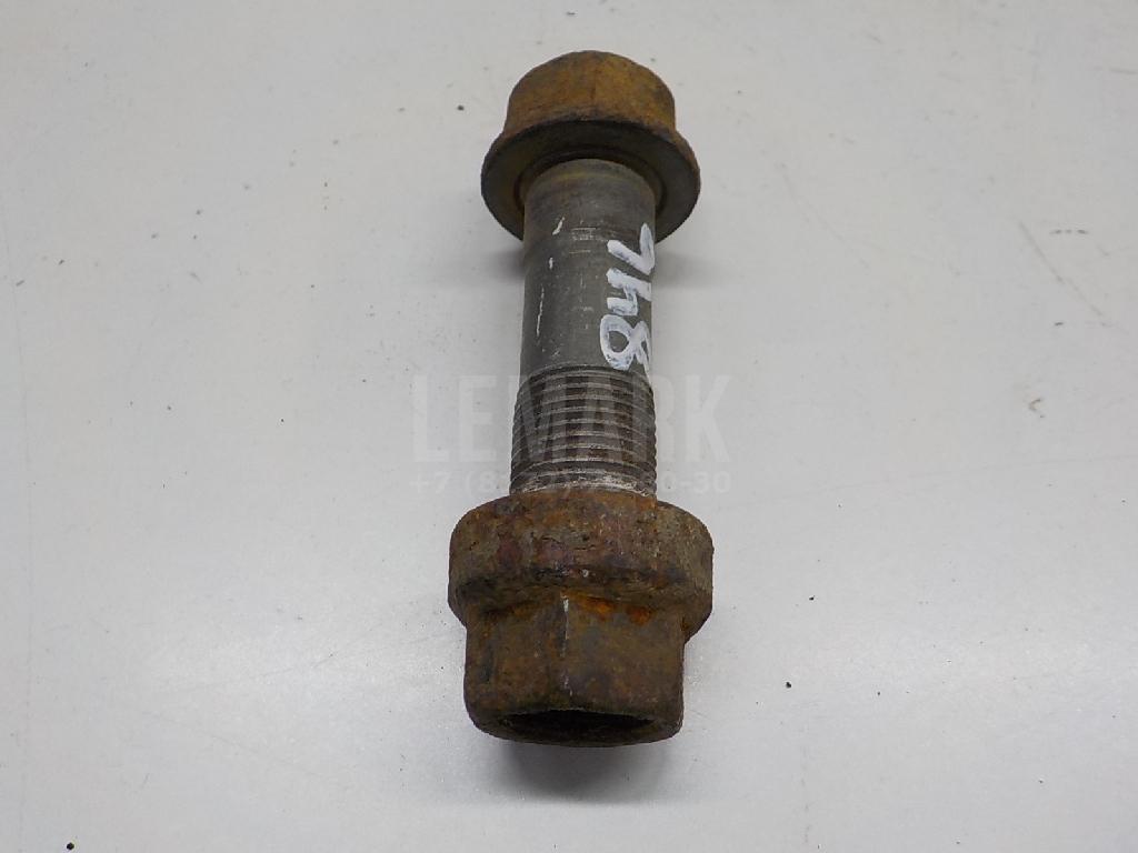 Болт 9010517008 Toyota