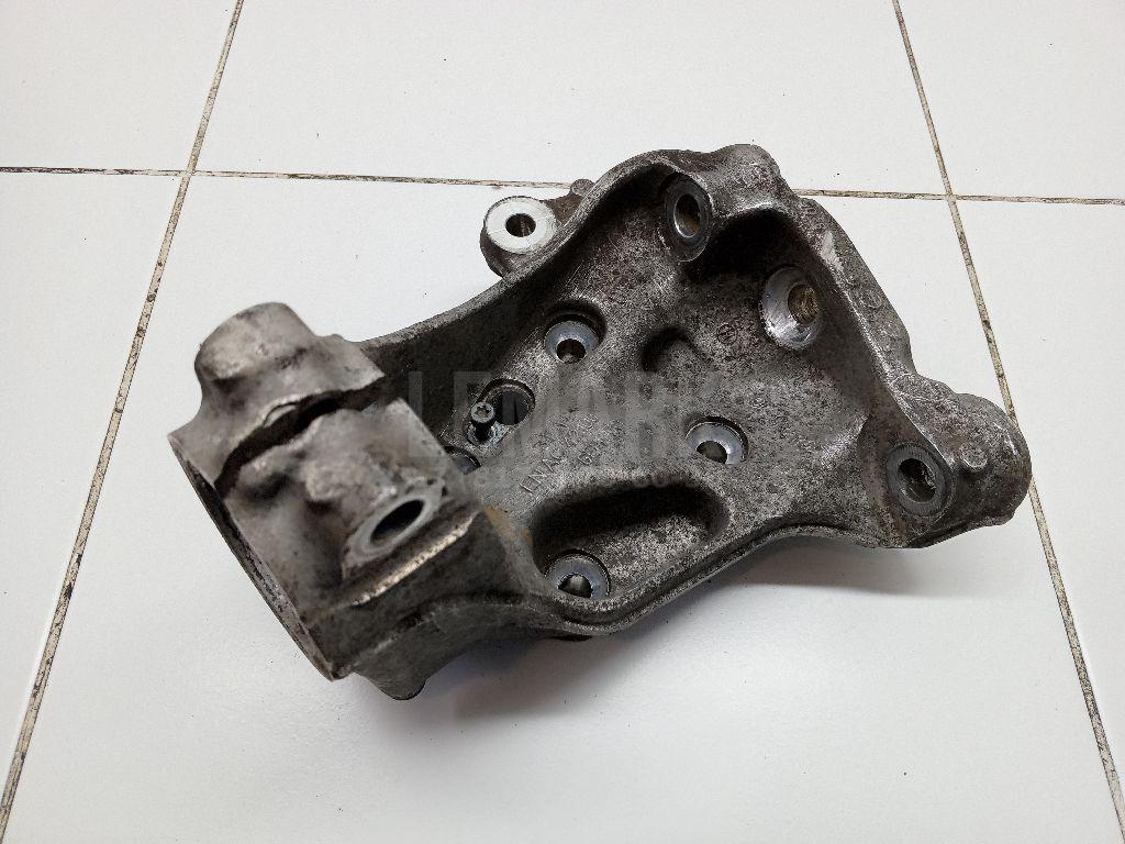 Кулак поворотный передний правый для  Audi A3 [8PA] Sportback 2004-2013