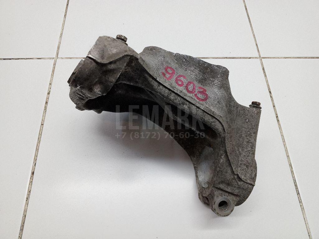 Кулак поворотный передний правый для  Audi A3 [8PA] Sportback 2004-2013
