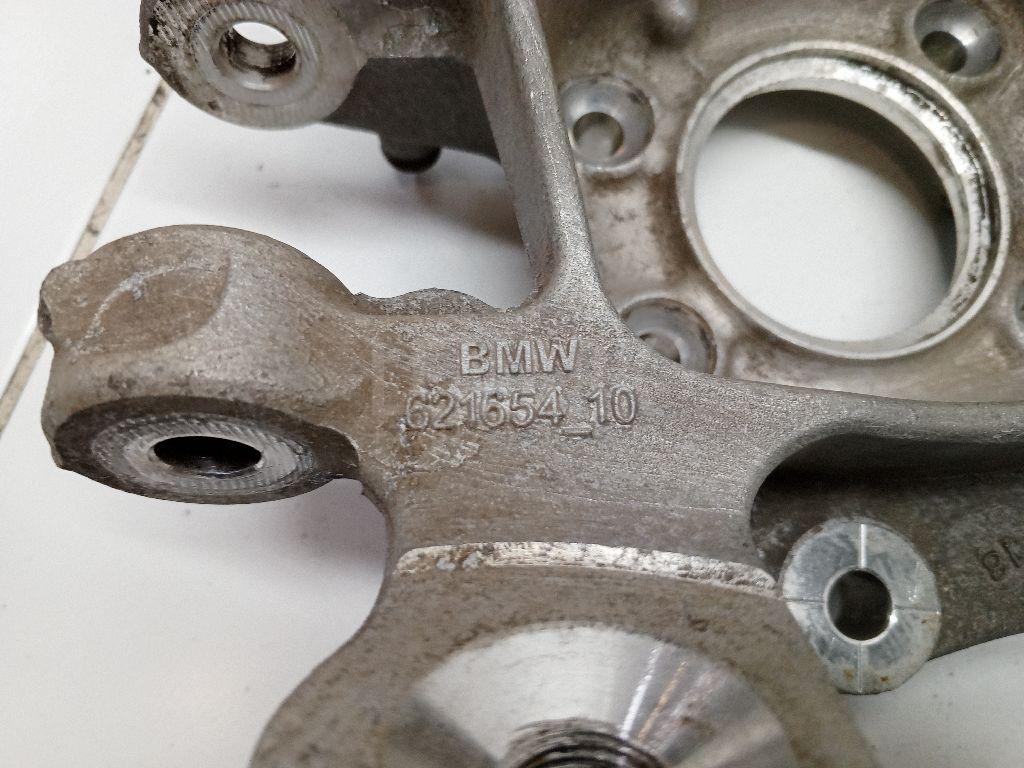 Кулак поворотный задний правый для  BMW 5-serie E60/E61 2003-2009