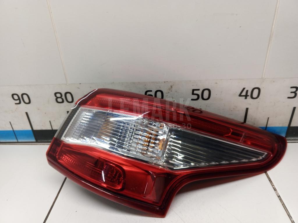 Фонарь задний наружный правый 265504EA0A Nissan