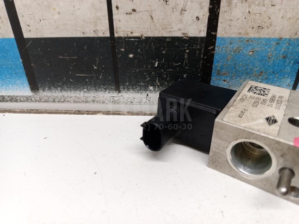 Клапан кондиционера для  BMW 5-serie E60/E61 2003-2009