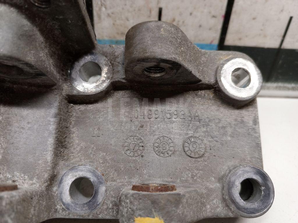 Кронштейн генератора для  Ford Focus II 2008-2011