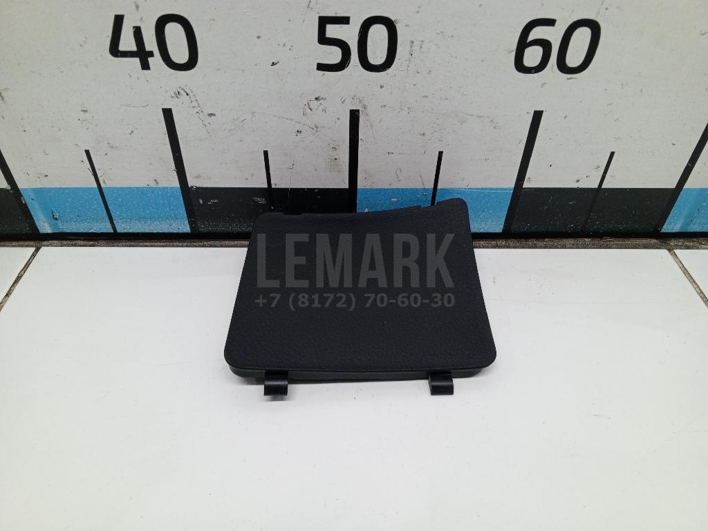 Накладка декоративная 6784842010C0 Toyota