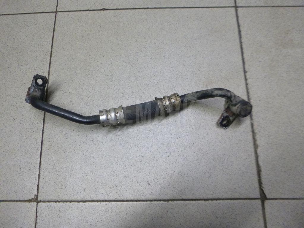 Трубка масляного радиатора 7P0317824 VAG