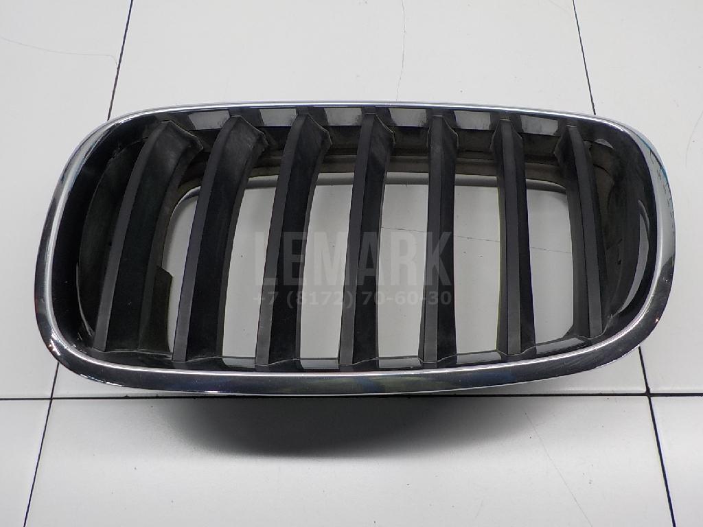 Решетка радиатора левая для  BMW X1 E84 2009-2015