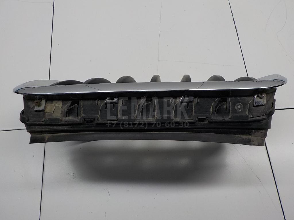 Решетка радиатора левая для  BMW X1 E84 2009-2015