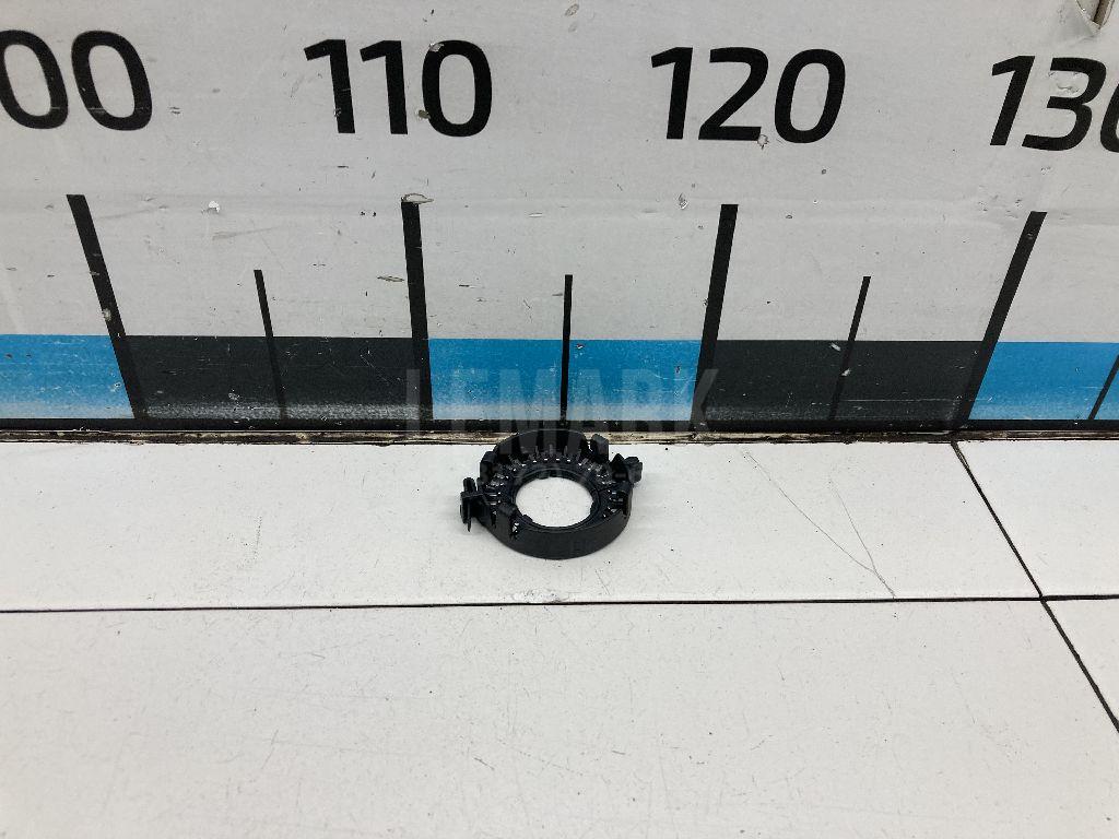 Крепеж 5M0941645 VAG