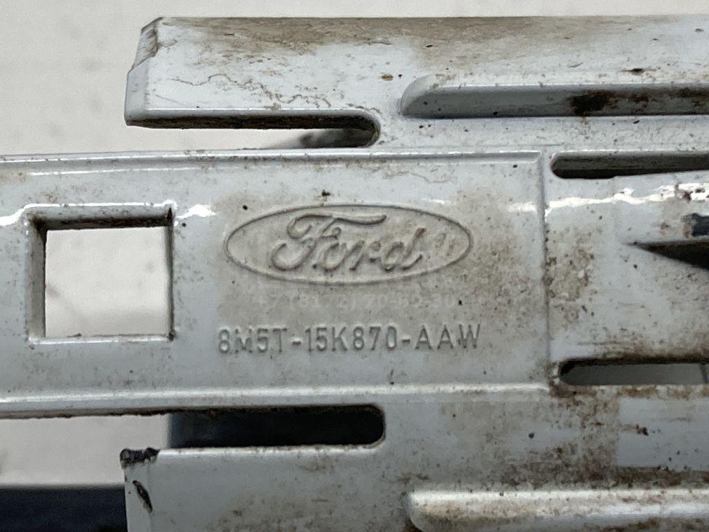Кронштейн датчика парковки для  Ford Edge 2007-2015