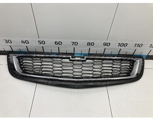Решетка радиатора для Chevrolet Cobalt 2011-2015 с разборки состояние отличное