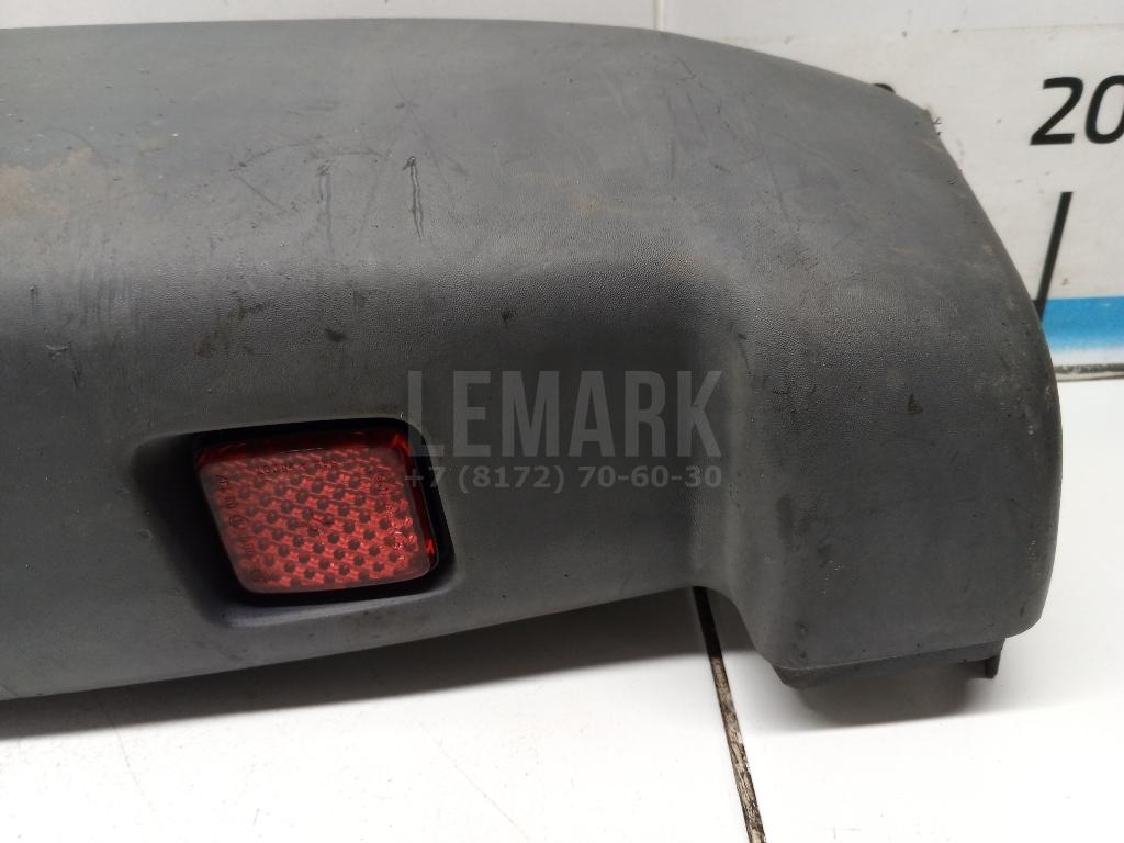 Накладка заднего бампера правая для  Ford Fiesta 2001-2008
