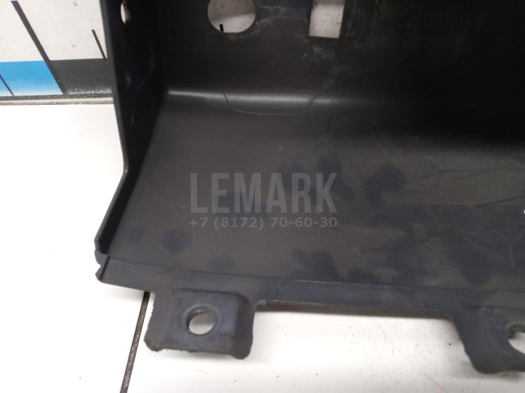 Накладка заднего бампера правая для  Ford Fiesta 2001-2008