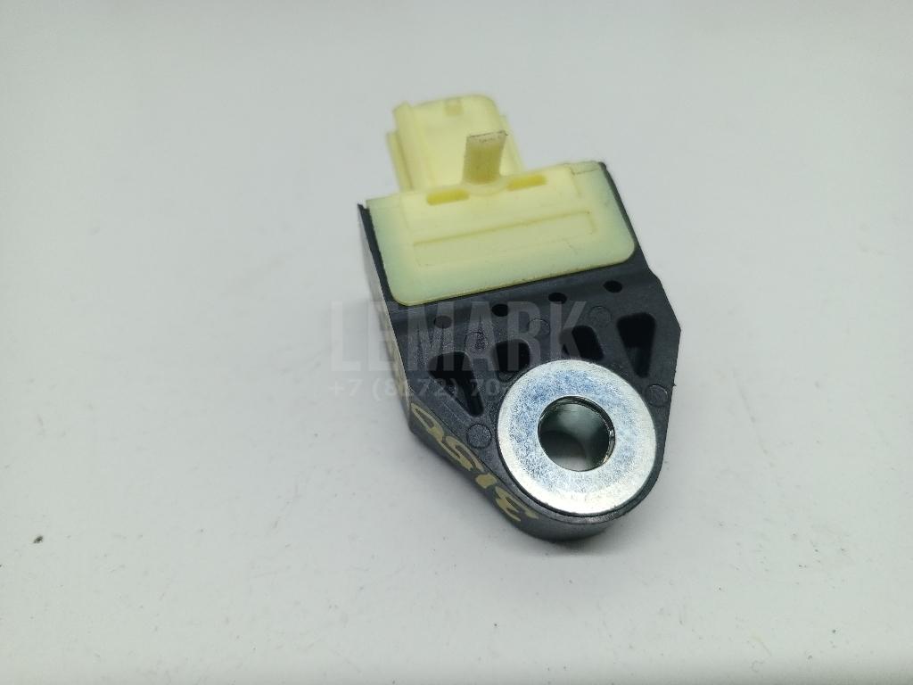 Датчик AIR BAG 8983133050 Toyota