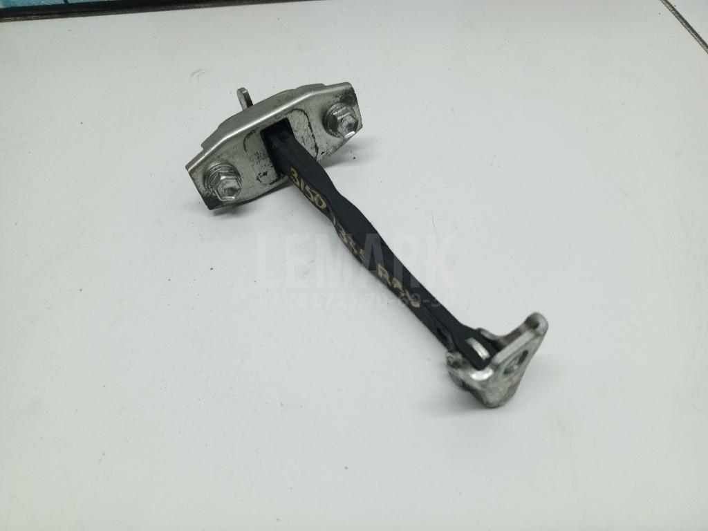 Ограничитель двери 6863042041 Toyota