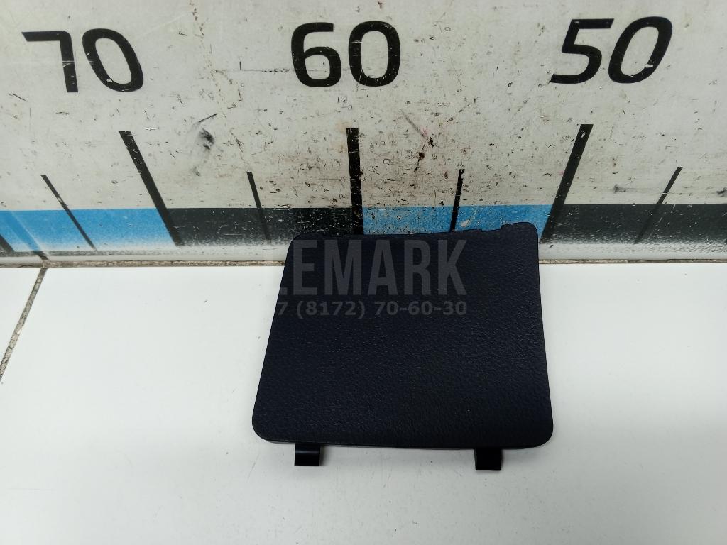 Накладка декоративная 6784842010C0 Toyota