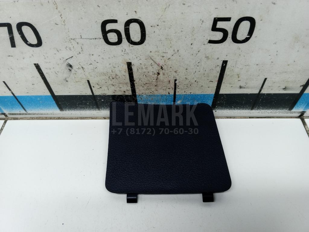 Накладка декоративная 6784742050C0 Toyota