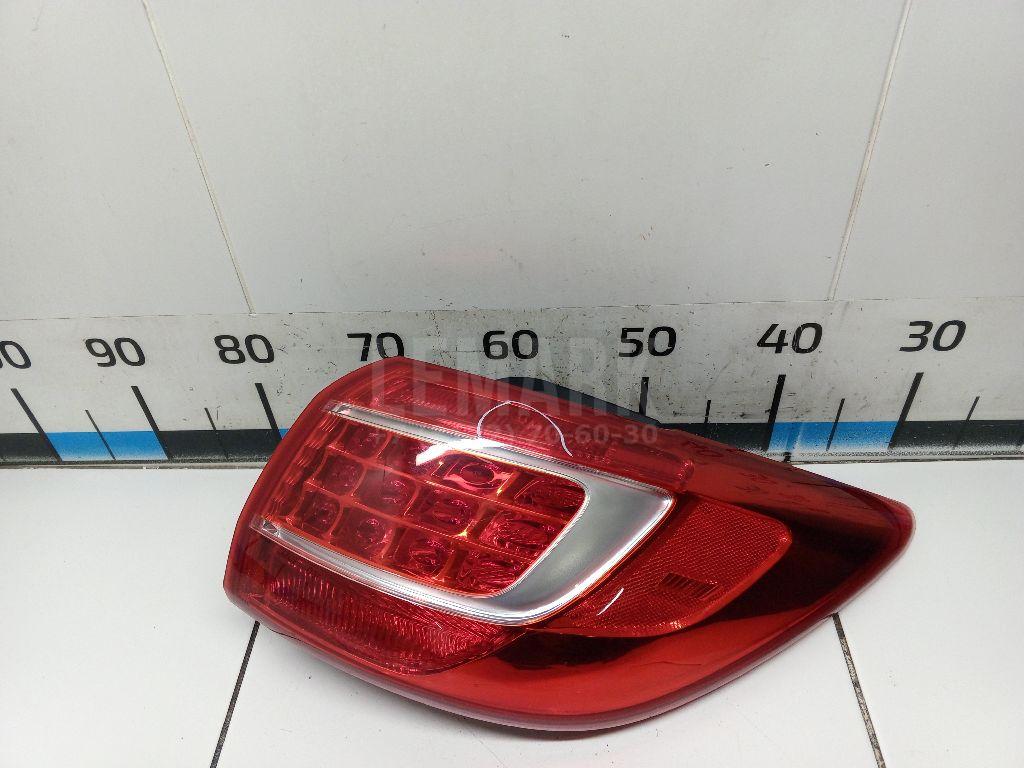 Фонарь задний наружный правый 924203W010 Hyundai-Kia