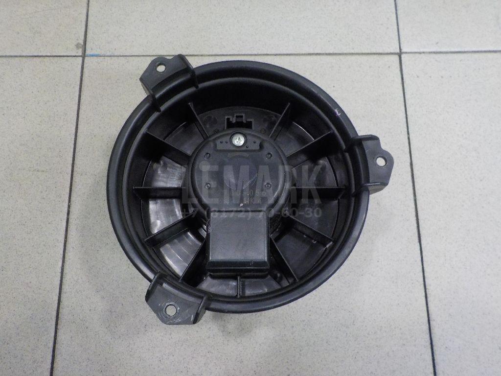 Моторчик отопителя 8710328110 Toyota