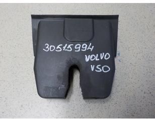 Кожух замка багажника для Volvo V50 2004-2012 с разбора состояние отличное