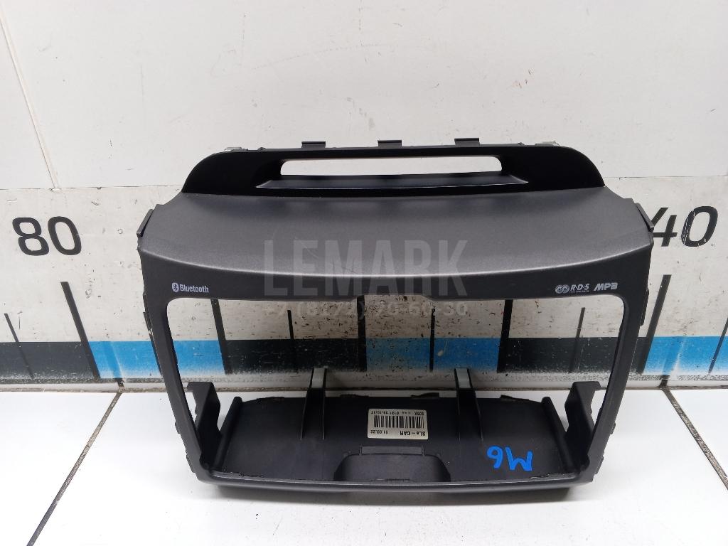 Рамка магнитолы 847403U050AK5 Hyundai-Kia