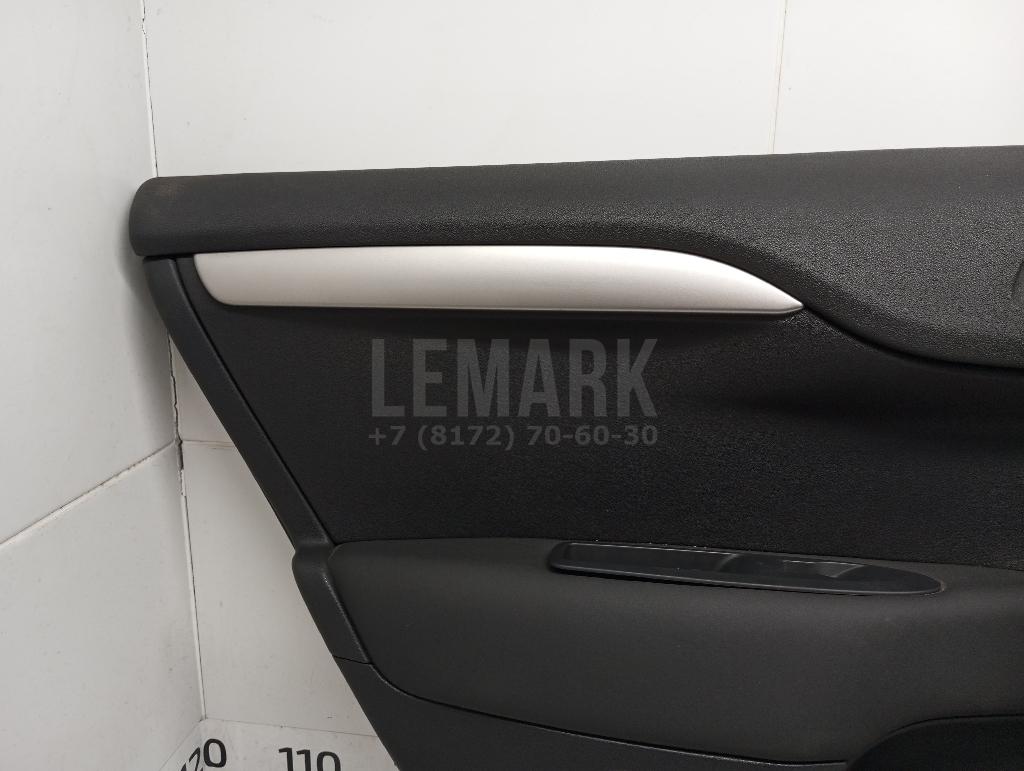 Обшивка двери задней левой для  Fiat Linea 2007-2018