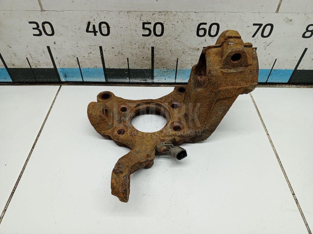 Кулак поворотный передний правый 5C0407256 VAG