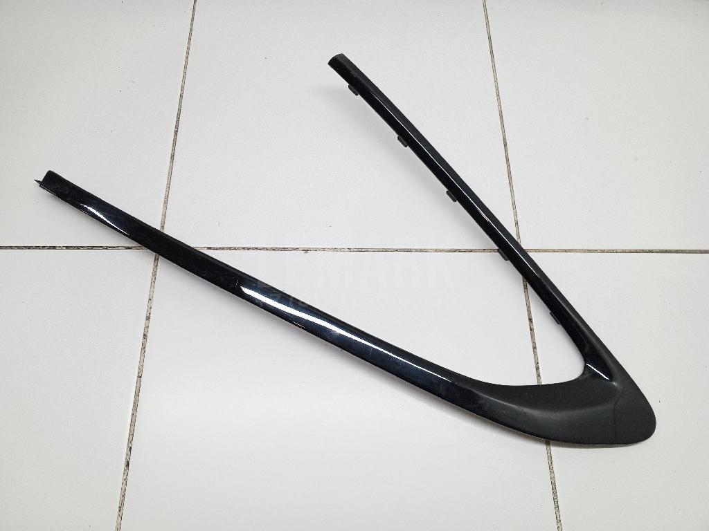 Молдинг заднего стекла для  BMW X3 E83 2004-2010