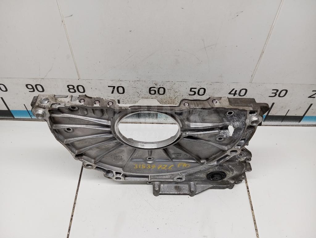 Крышка коленвала задняя для  BMW 5-serie G30/G31/F90 2017-2023