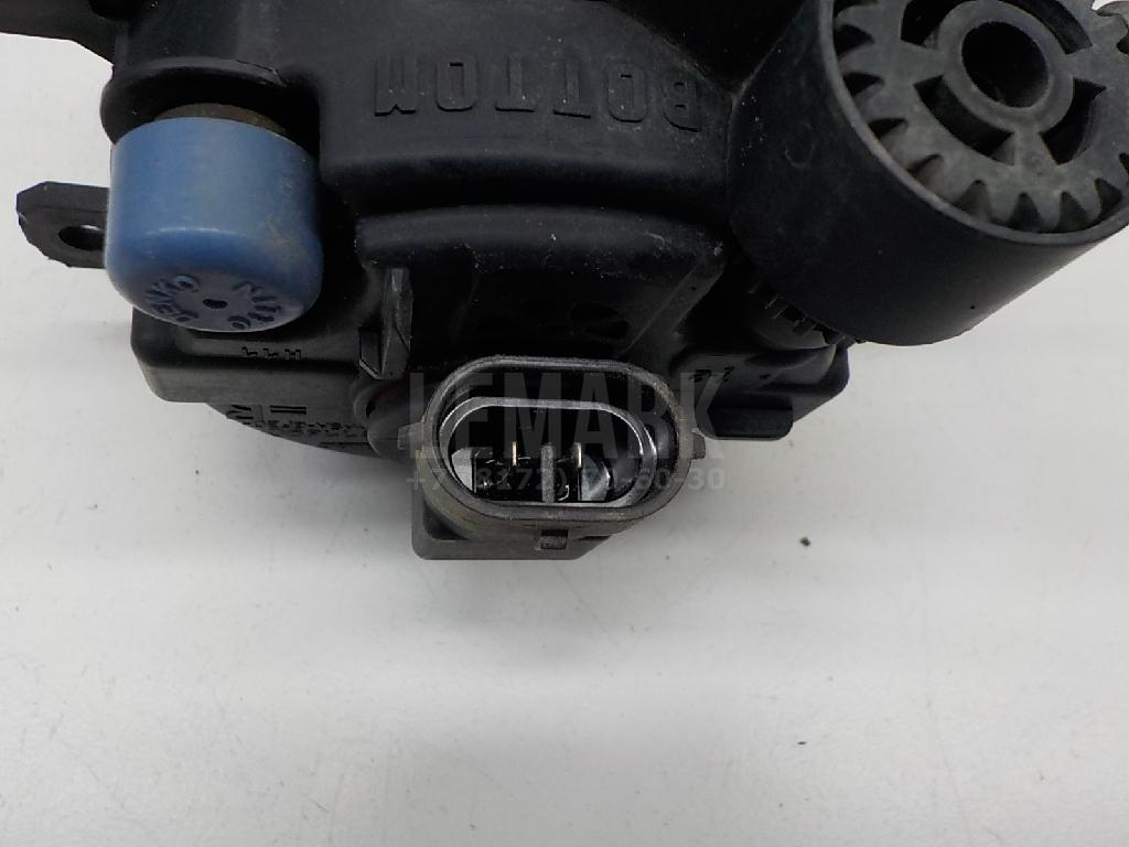 Фара противотуманная для  Citroen C4 Grand Picasso 2006-2014