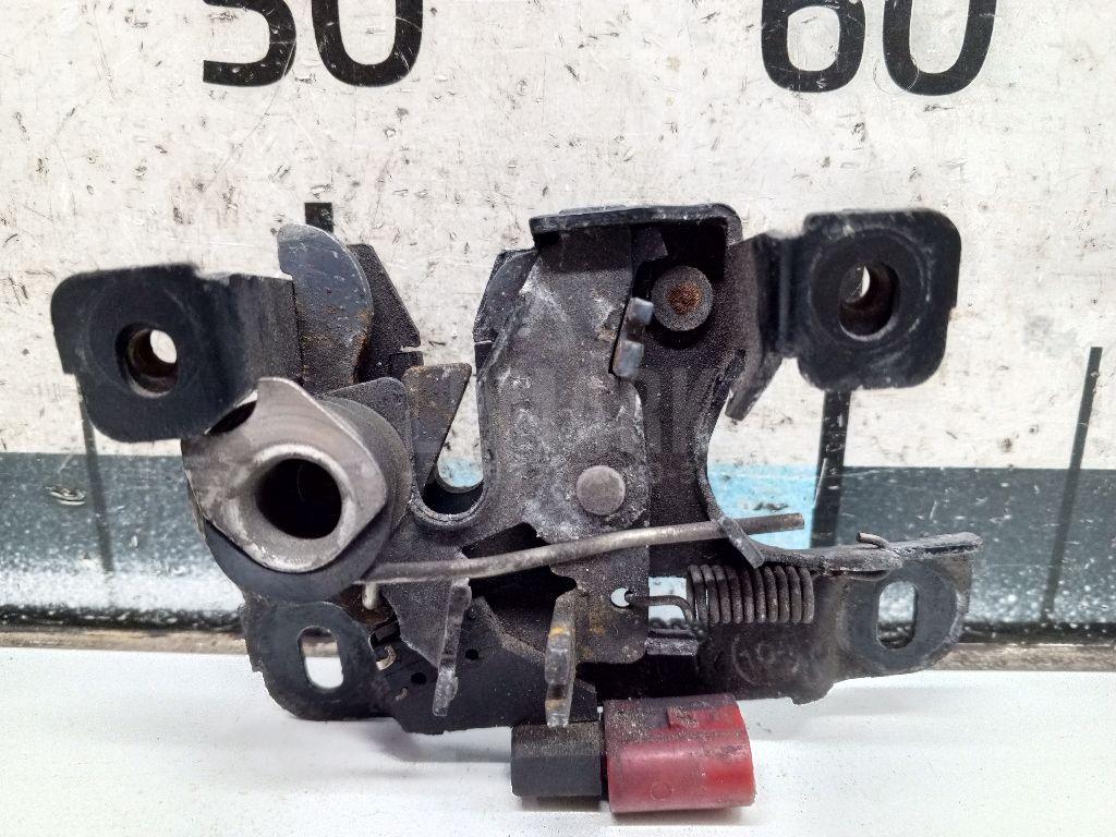 Замок капота для  BMW X1 E84 2009-2015