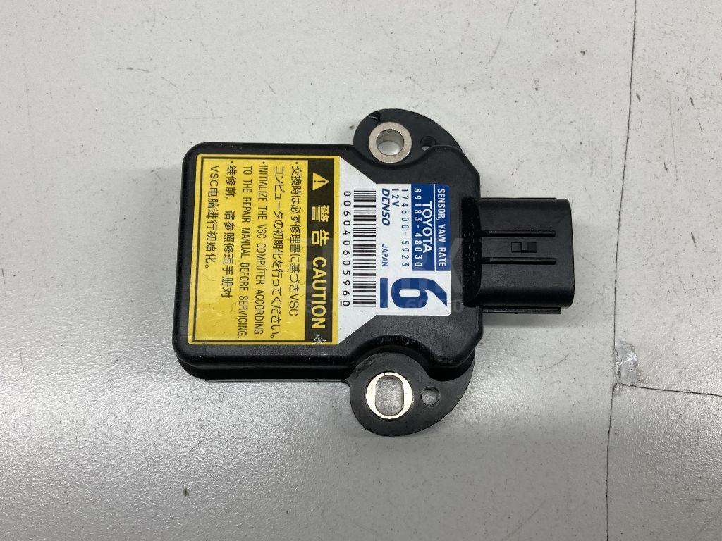 Датчик ускорения 8918348030 Toyota