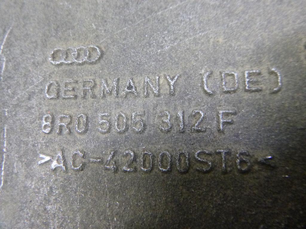 Рычаг задний нижний правый для  Audi V8 1988-1994