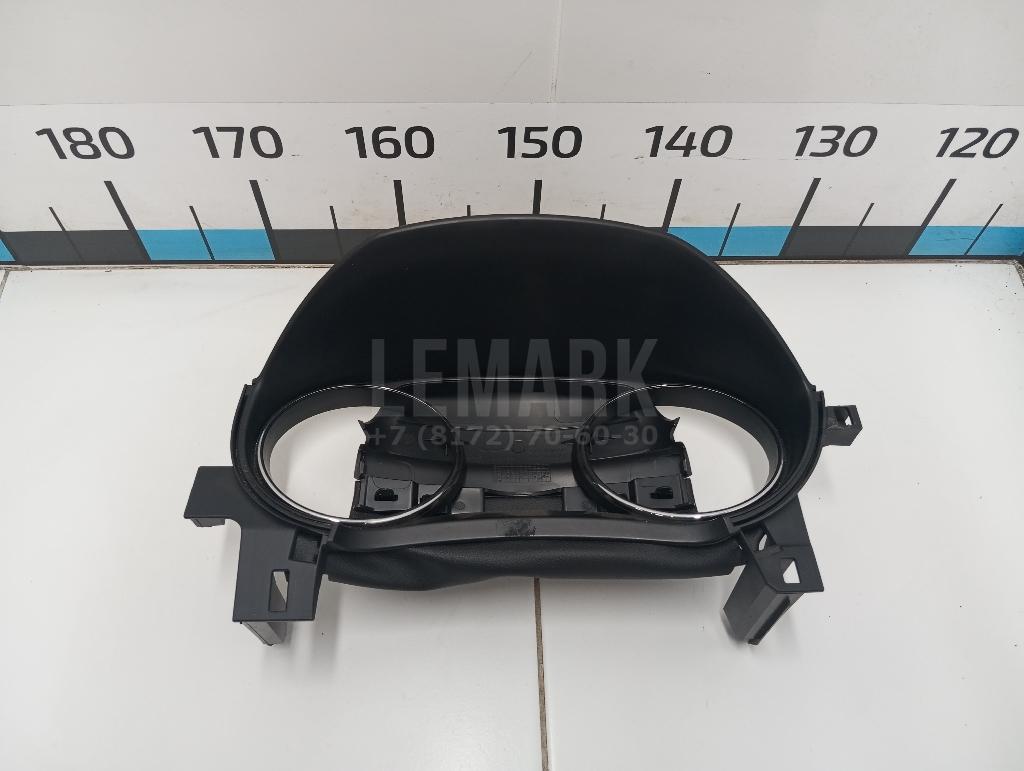 Накладка декоративная 682404EH1A Nissan