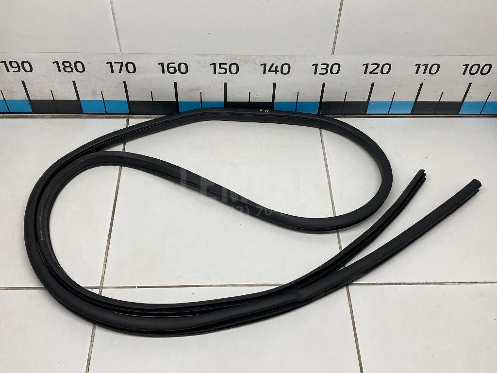 Уплотнитель (внутри) 76922HL00A Nissan