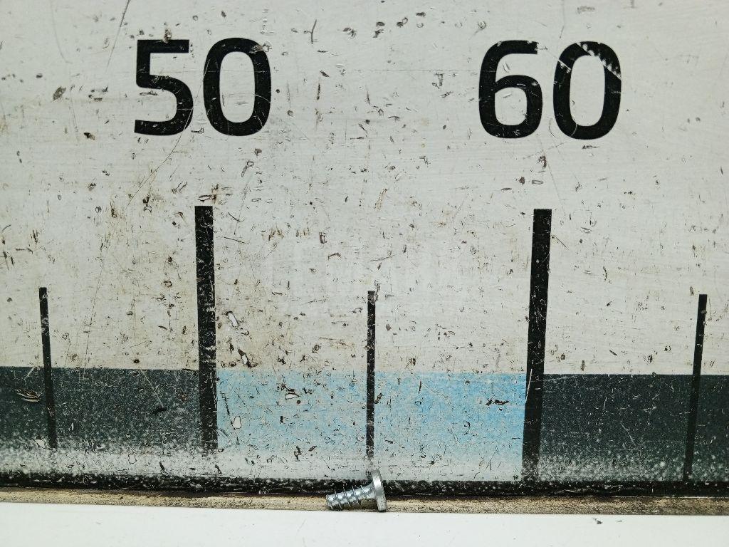 Болт 1J0959821 VAG